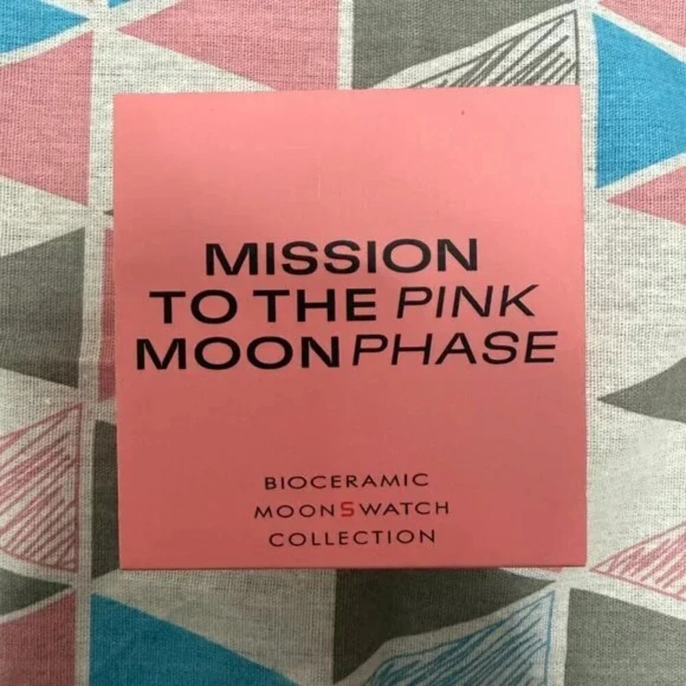 Swatch x Omega MISSION TO THE PINK MOONPHASE Watch